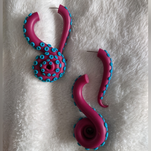 Tentacle Fake Gauge Earrings - Picture 3 of 8